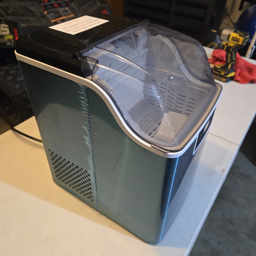 Portable Ice Maker Machine - Black and Silver